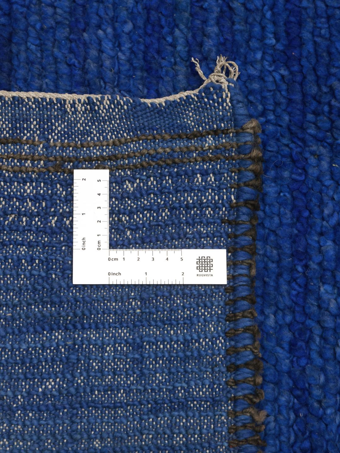 Marokkanischer Vintage-Läufer in Blau mit dichtem Wollflor