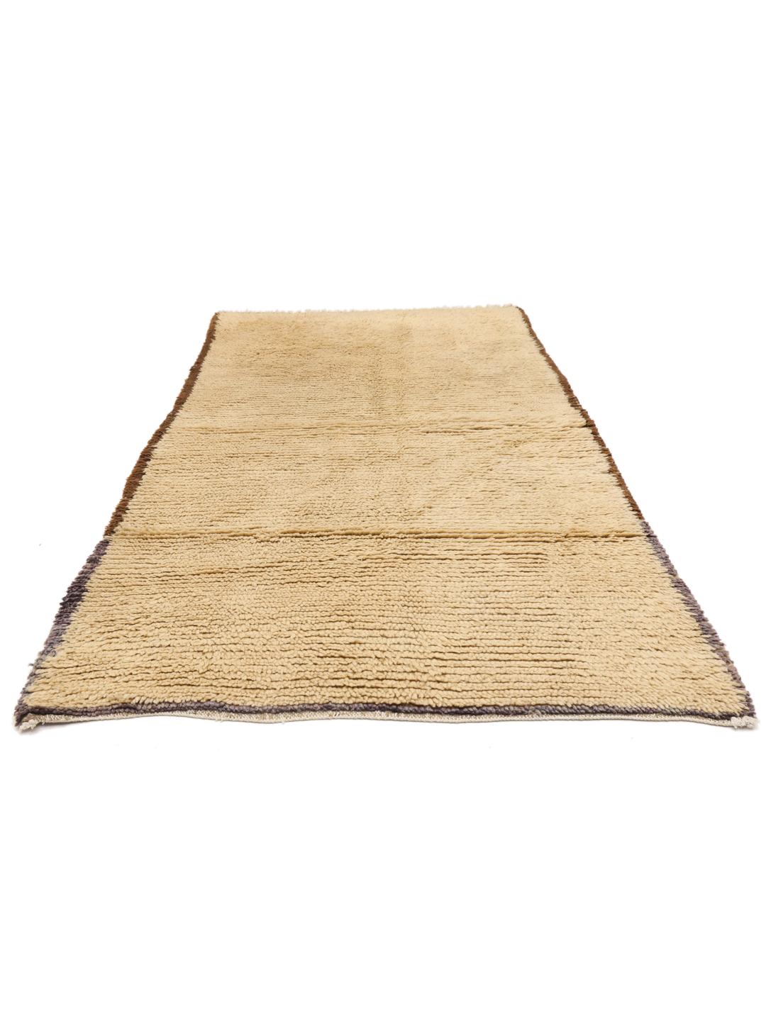 Handgeknüpfter Vintage Berber Marokkanisch Teppich in Beige mit braunen und violetten Kanten