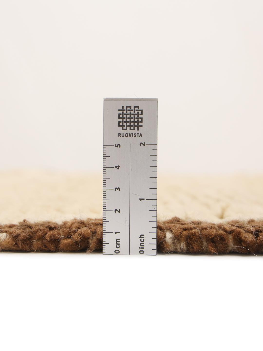 Handgeknüpfter Vintage Berber Marokkanisch Teppich in Beige mit braunen und violetten Kanten