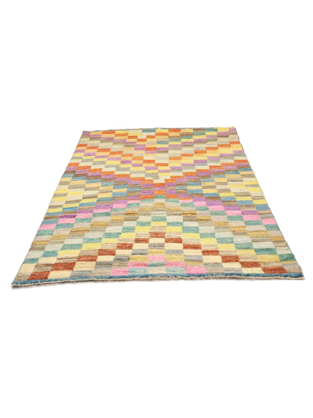 Handgeknoopt Berber vloerkleed met een levendig meerkleurig dambordpatroon uit Afghanistan