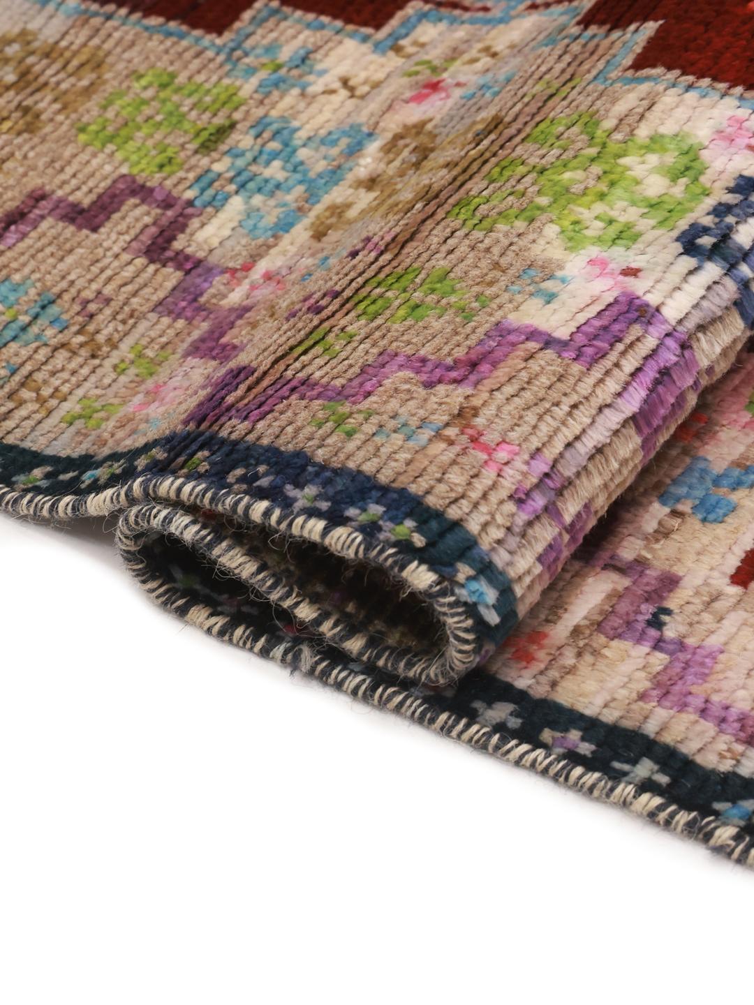 Handknuten färgstark afghansk matta med geometriska mönster
