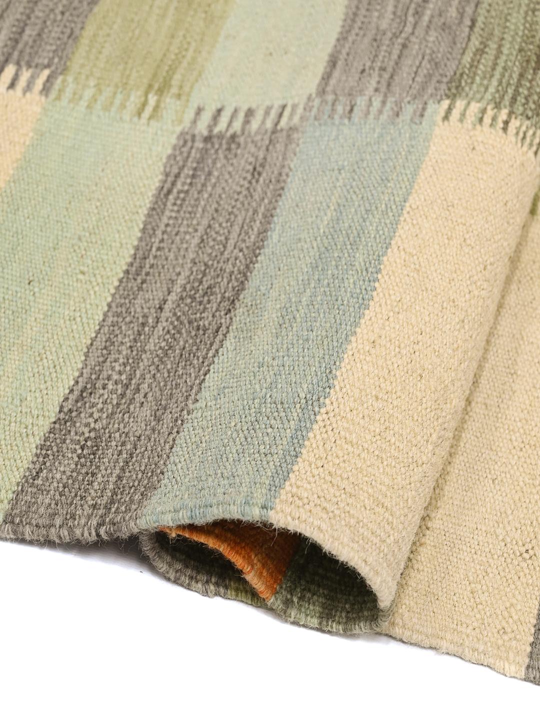 Handgeweven loper uit Afghanistan met een levendig gestreept patroon in veelkleurige Wool