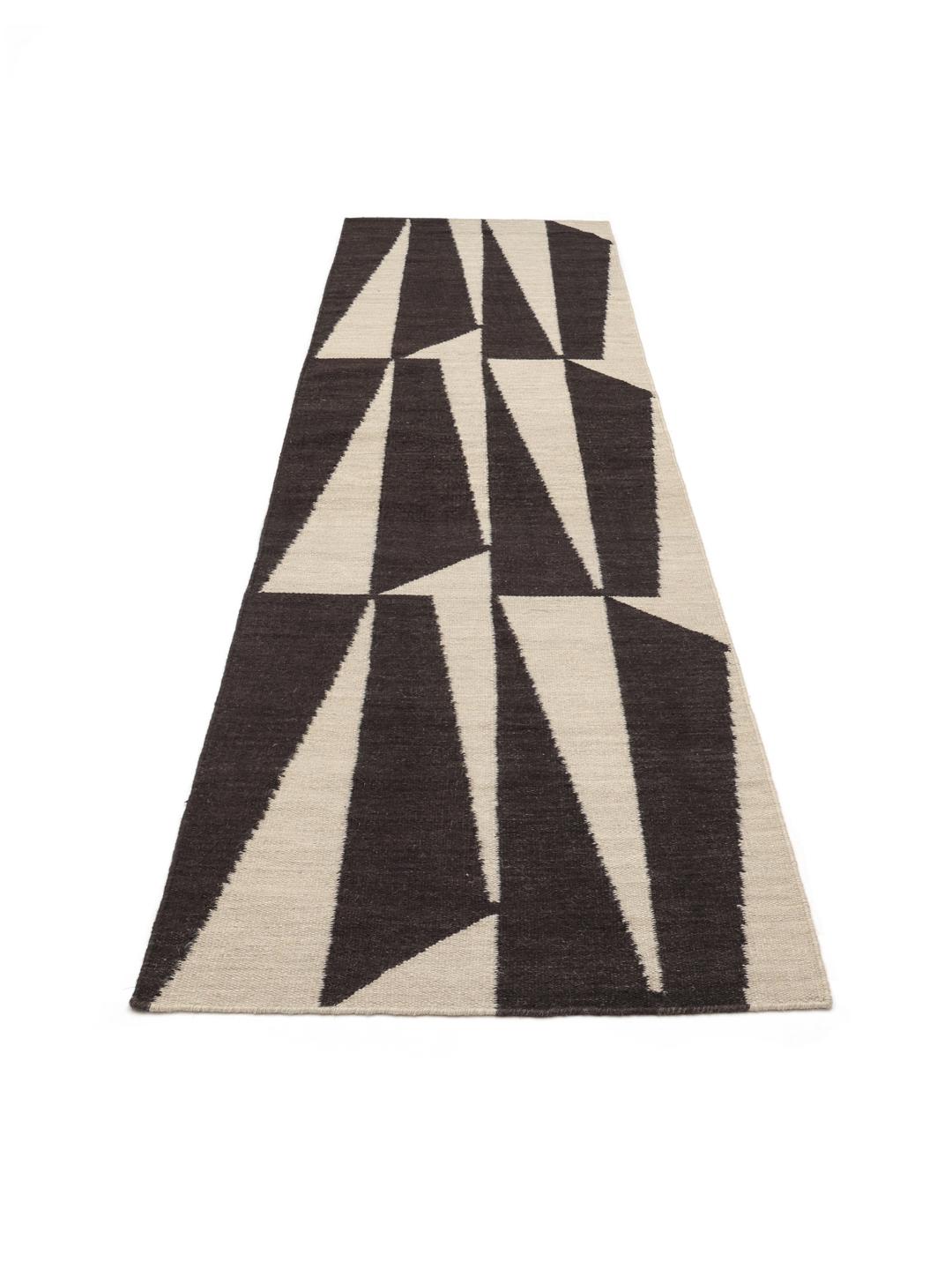 Vloerkleed in zwart en beige