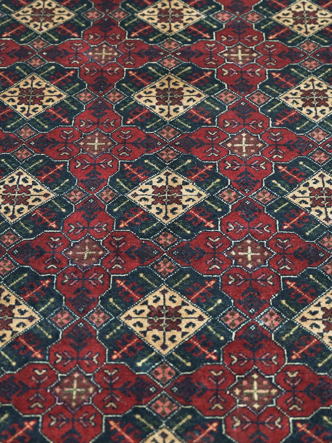 Tapis couloir noué main d'Afghanistan en rouge foncé et bleu foncé