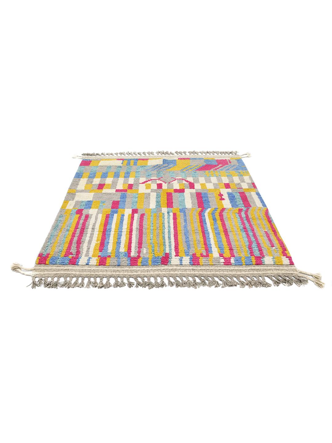 Handgeknoopt multicolor wollen vloerkleed uit Afghanistan met geometrische stammenpatronen