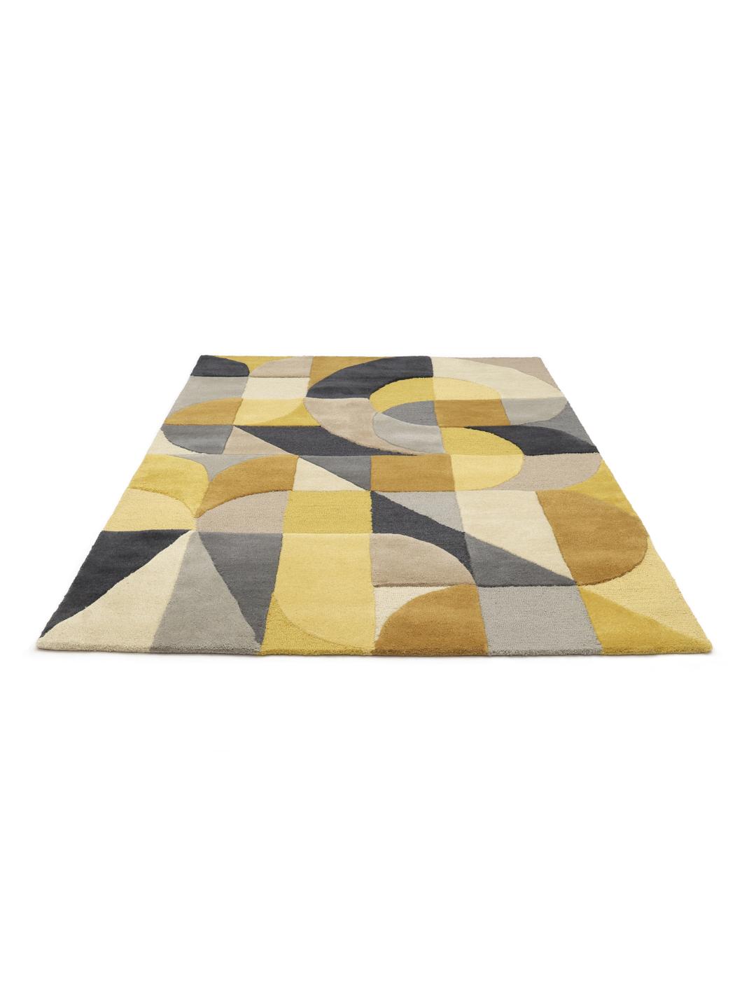 geel en grijs deurmat met geometrisch patroon