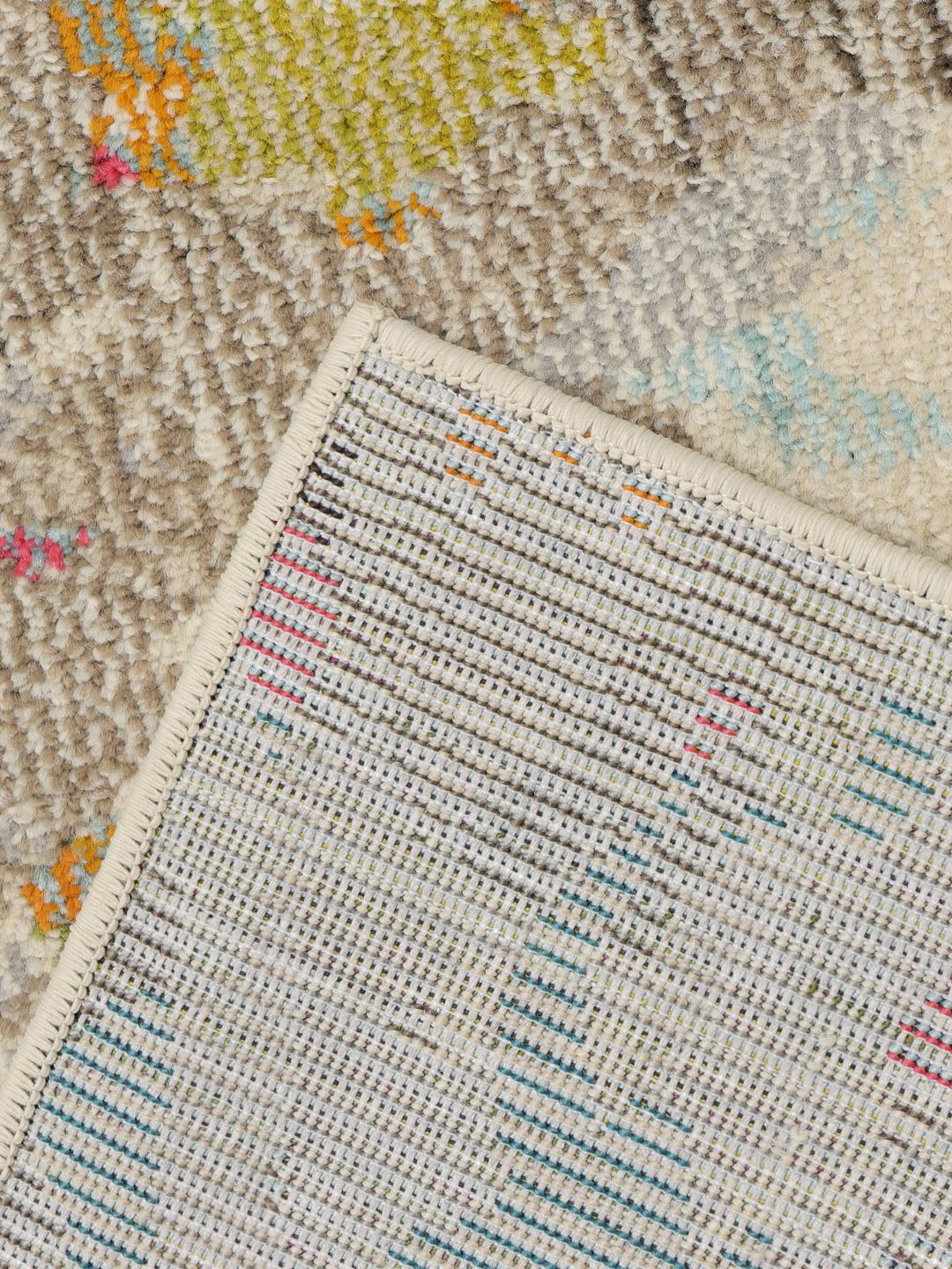 Multicolor tapijt met abstract patroon