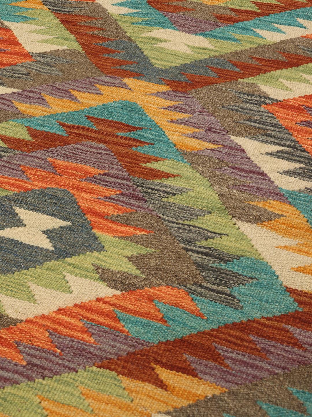 Loper uit Afghanistan in meerkleurig design