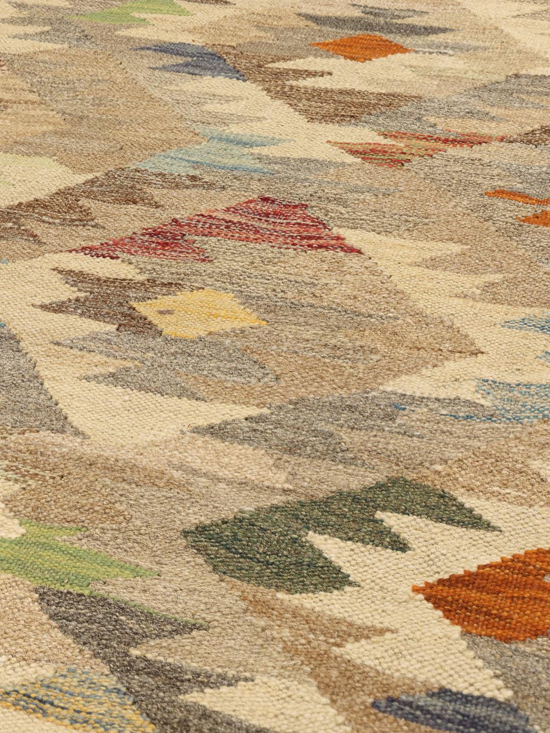 Handgeweven Afghaanse Kelim loper met geometrische patronen in beige en meerkleurig