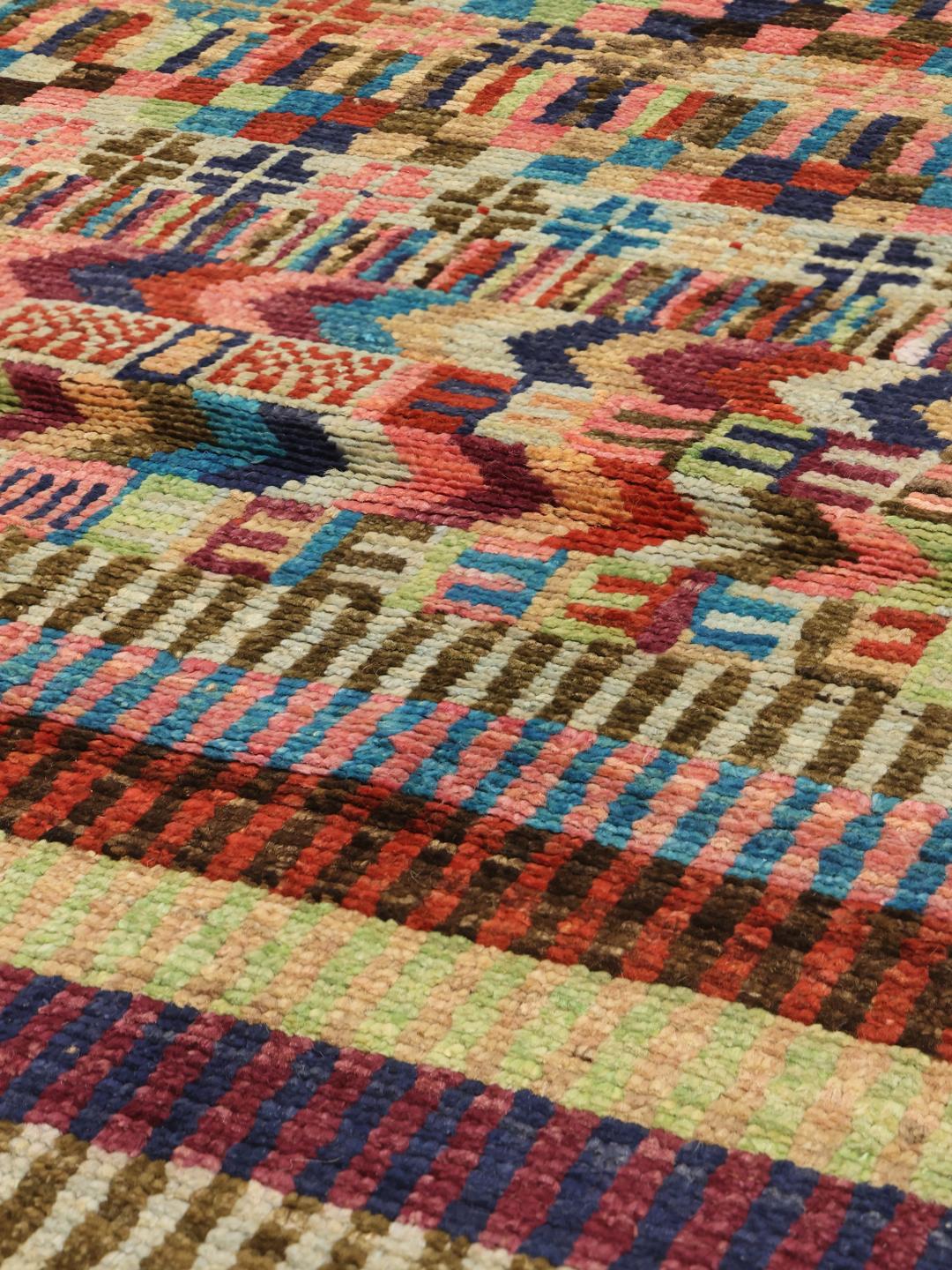 Handmade rug from Afghanistan in multicolor