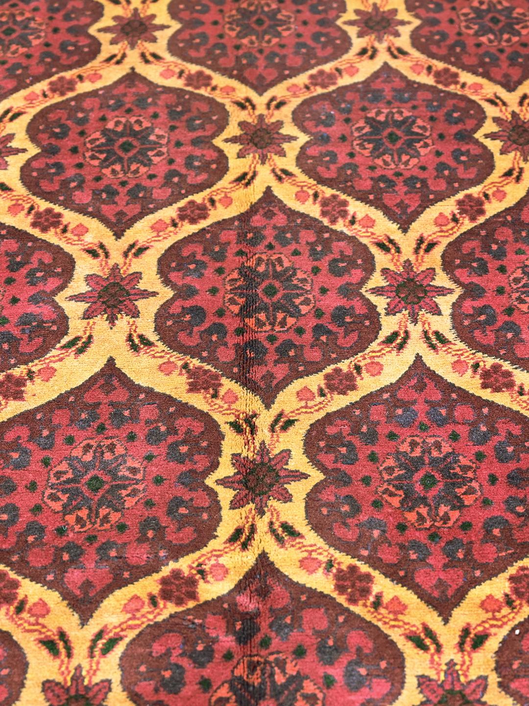 Kunduz rug from Afghanistan in dark-red and beige