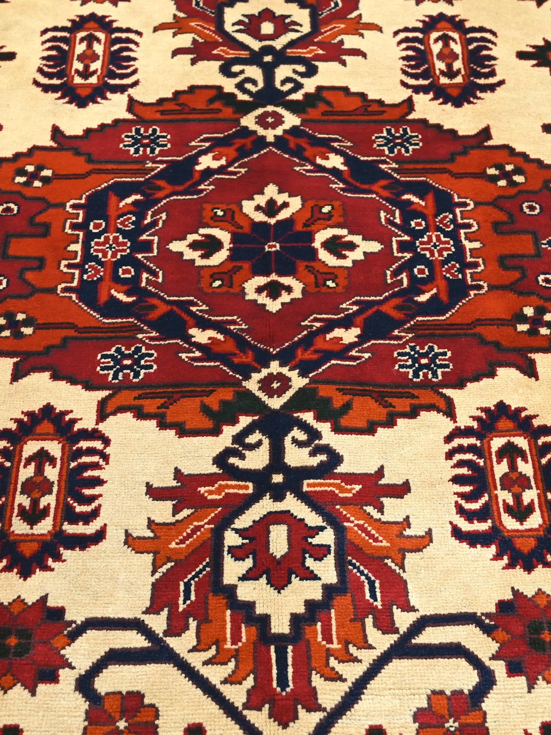Hand-knotted Kunduz wool rug in beige and dark-red from Afghanistan