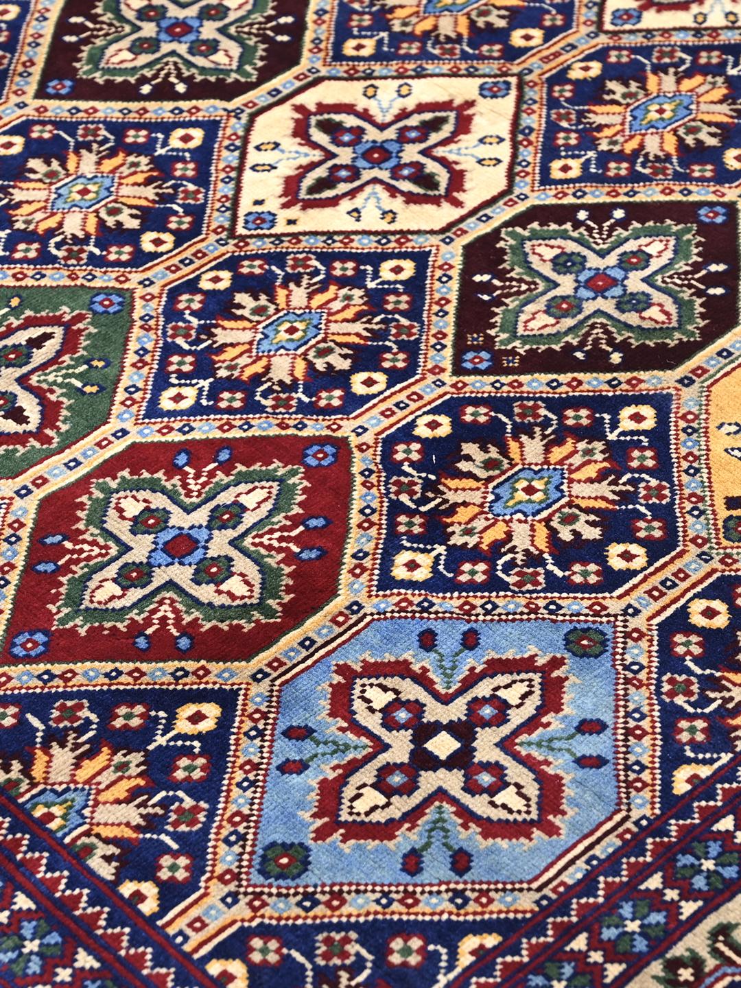 Handgeknoopt Kunduz wollen vloerkleed uit Afghanistan in multikleur