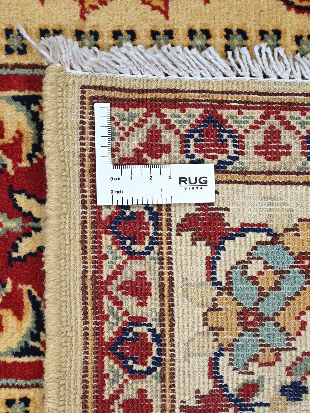 Tapis couloir afghan fait main en beige avec des motifs detailles