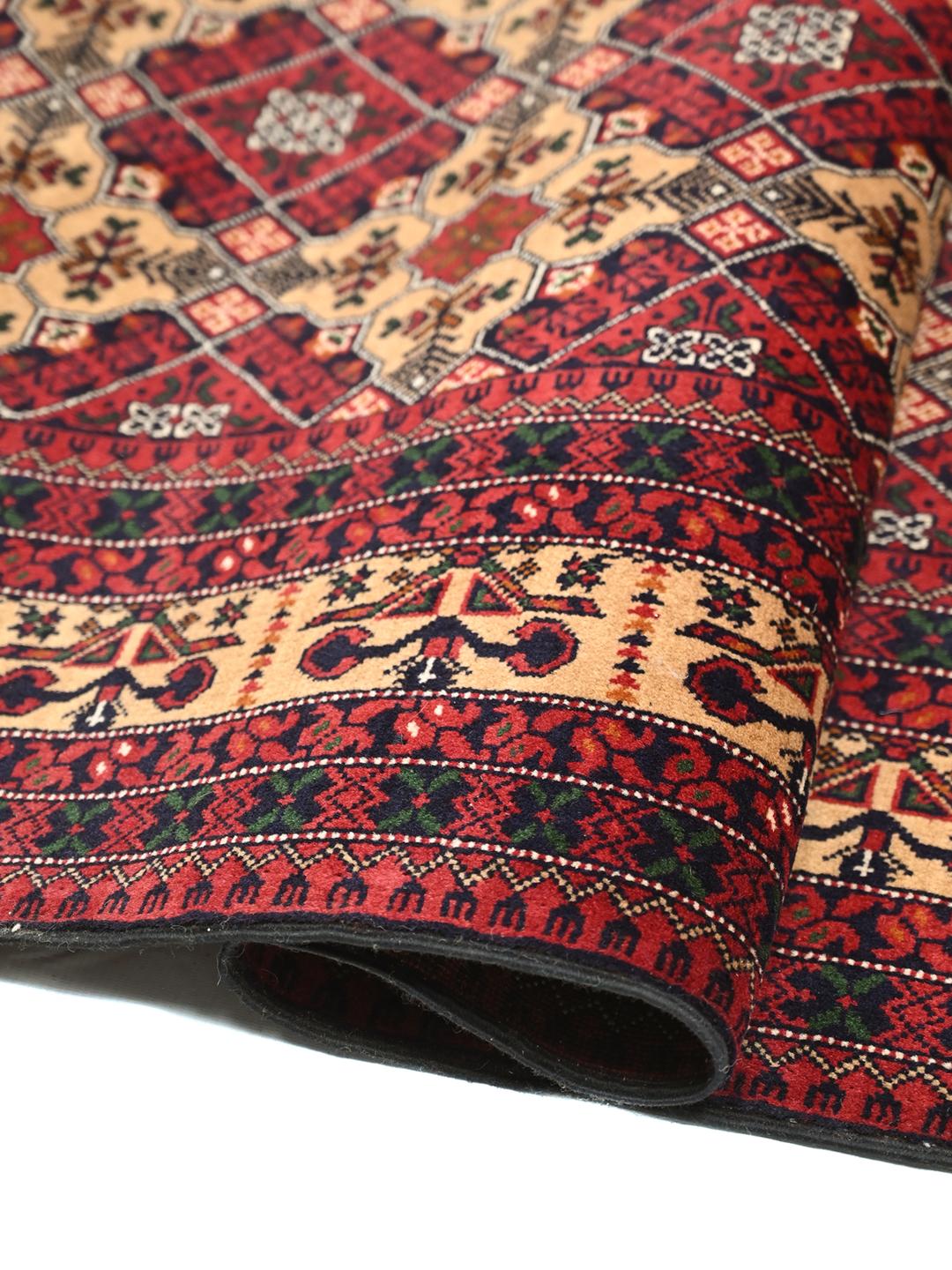 Kunduz rug from Afghanistan in red