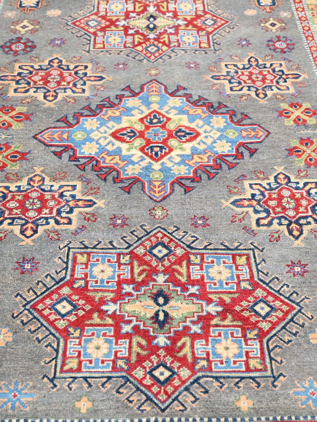 Hand-knotted Kazak Fine wool rug in grey and red from Afghanistan