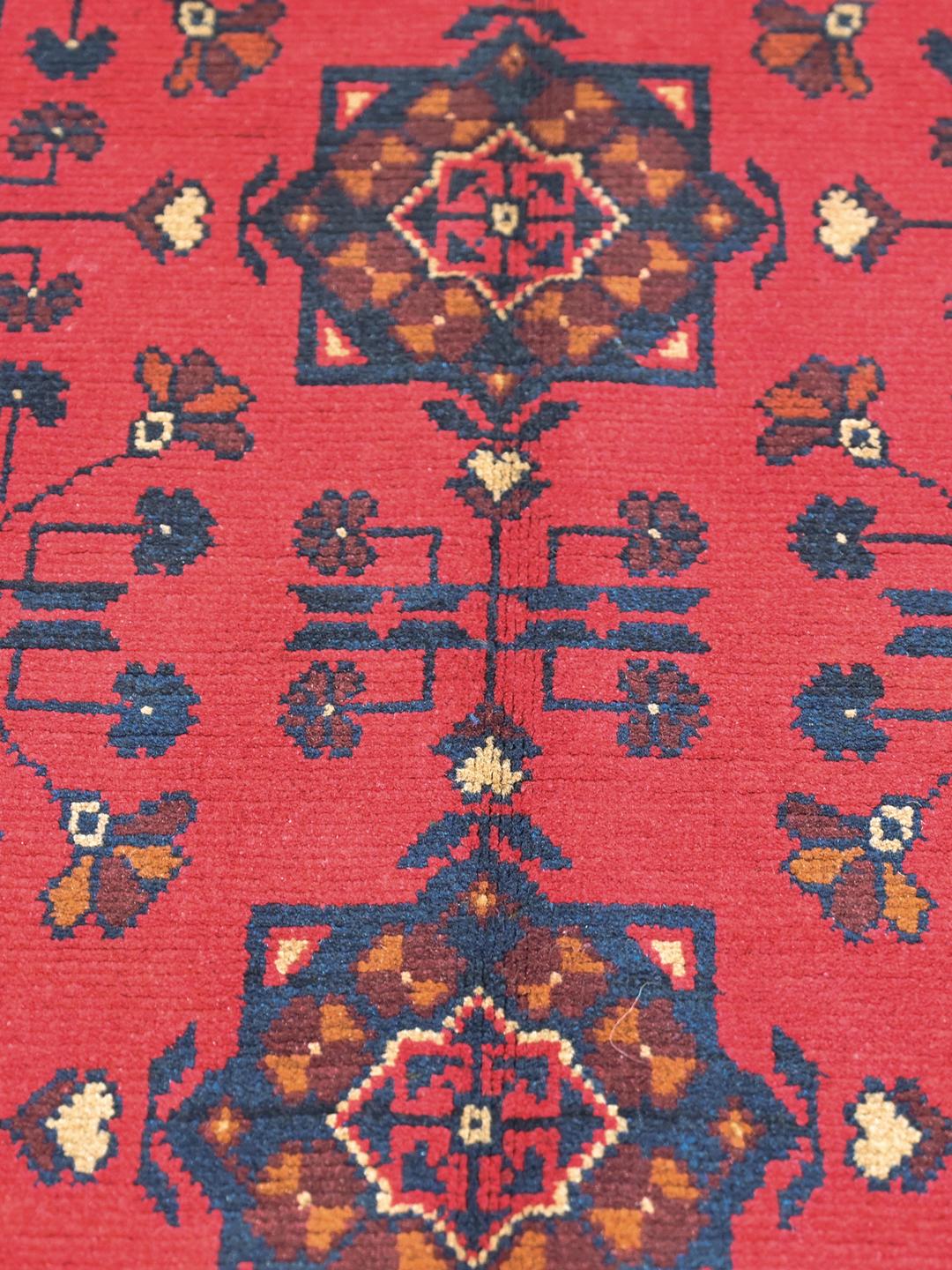 Tapis Afghan Khal Mohammadi noué à la main en rouge et bleu foncé