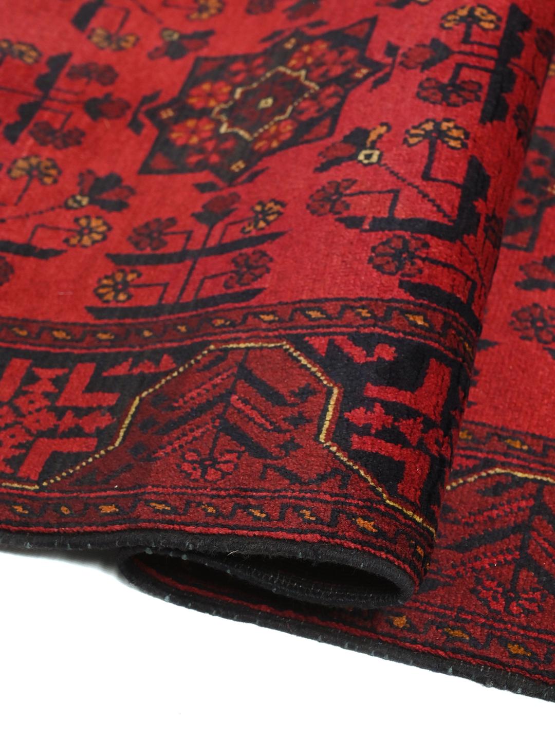 Tapis couloir Afghan Khal Mohammadi noué à la main en rouge et noir