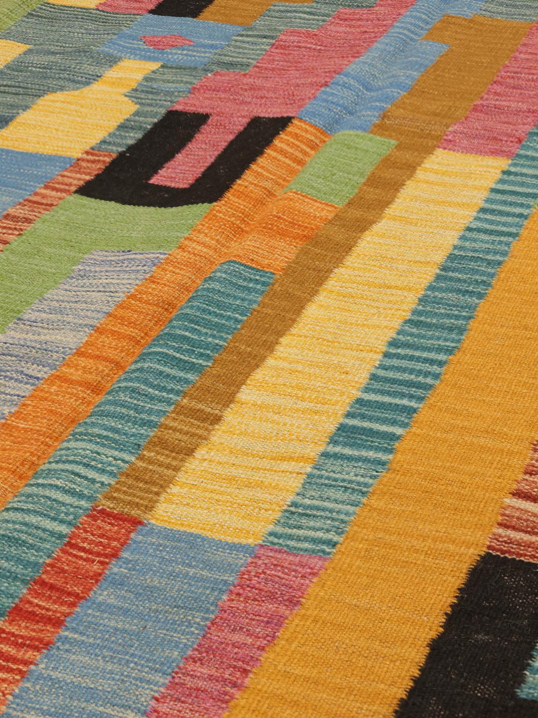 Handgefertigter afghanischer Kelim Berber Style Teppich in Mehrfarbig