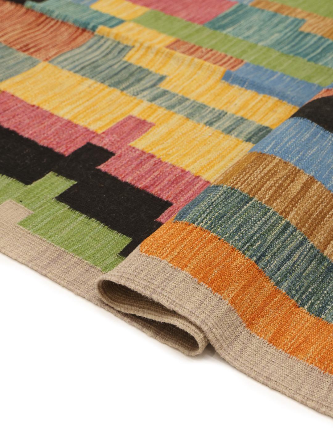 Handgefertigter afghanischer Kelim Berber Style Teppich in Mehrfarbig