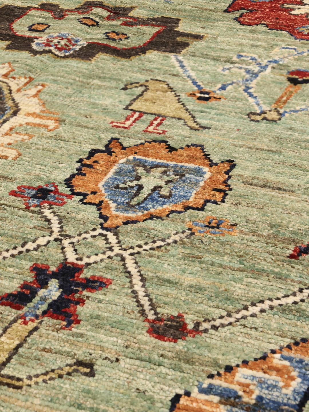 Handgefertigter Usak Teppich aus Afghanistan in Hellgrün