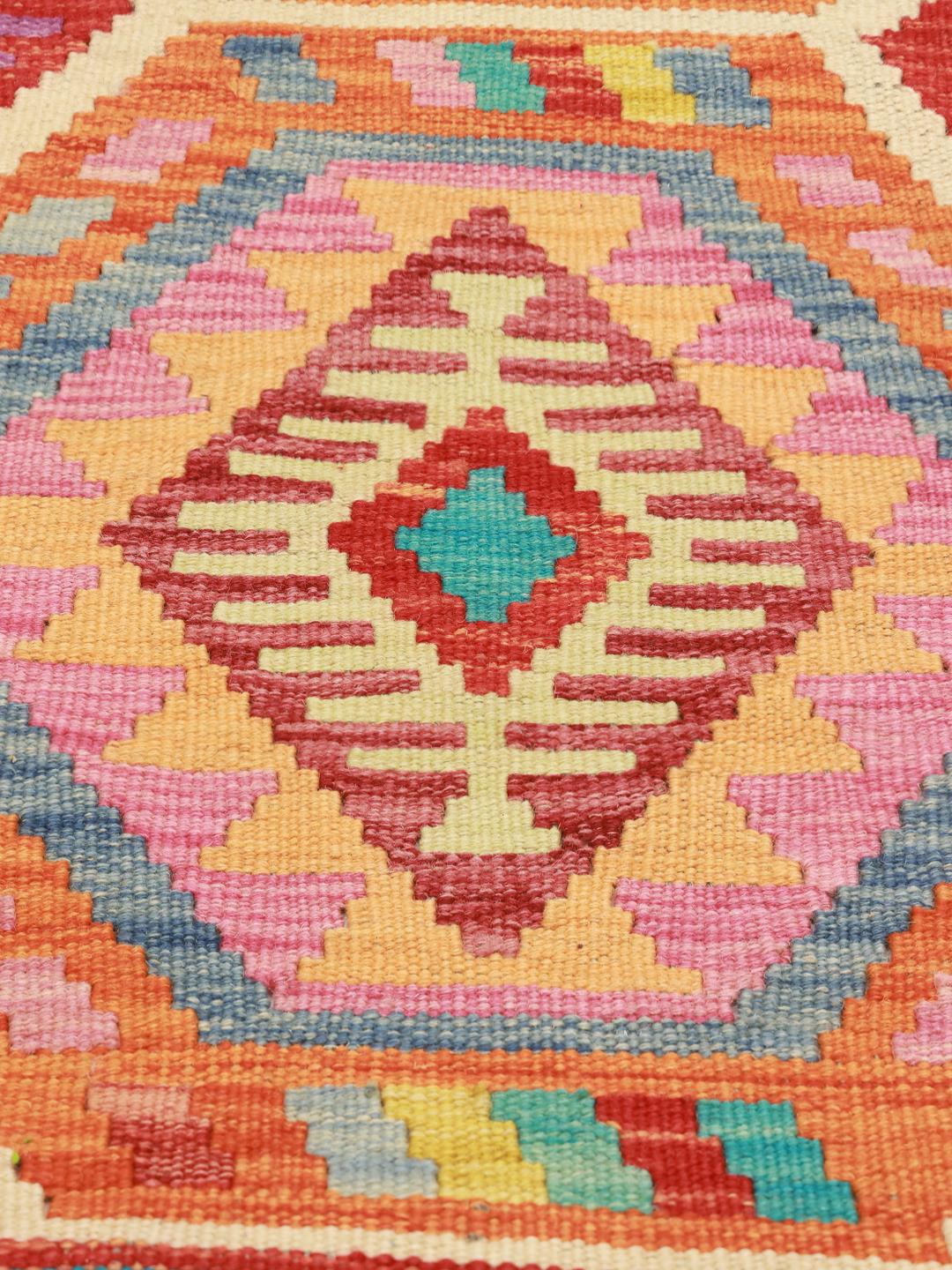 Handgeweven tapijt uit Afghanistan met veelkleurige tinten
