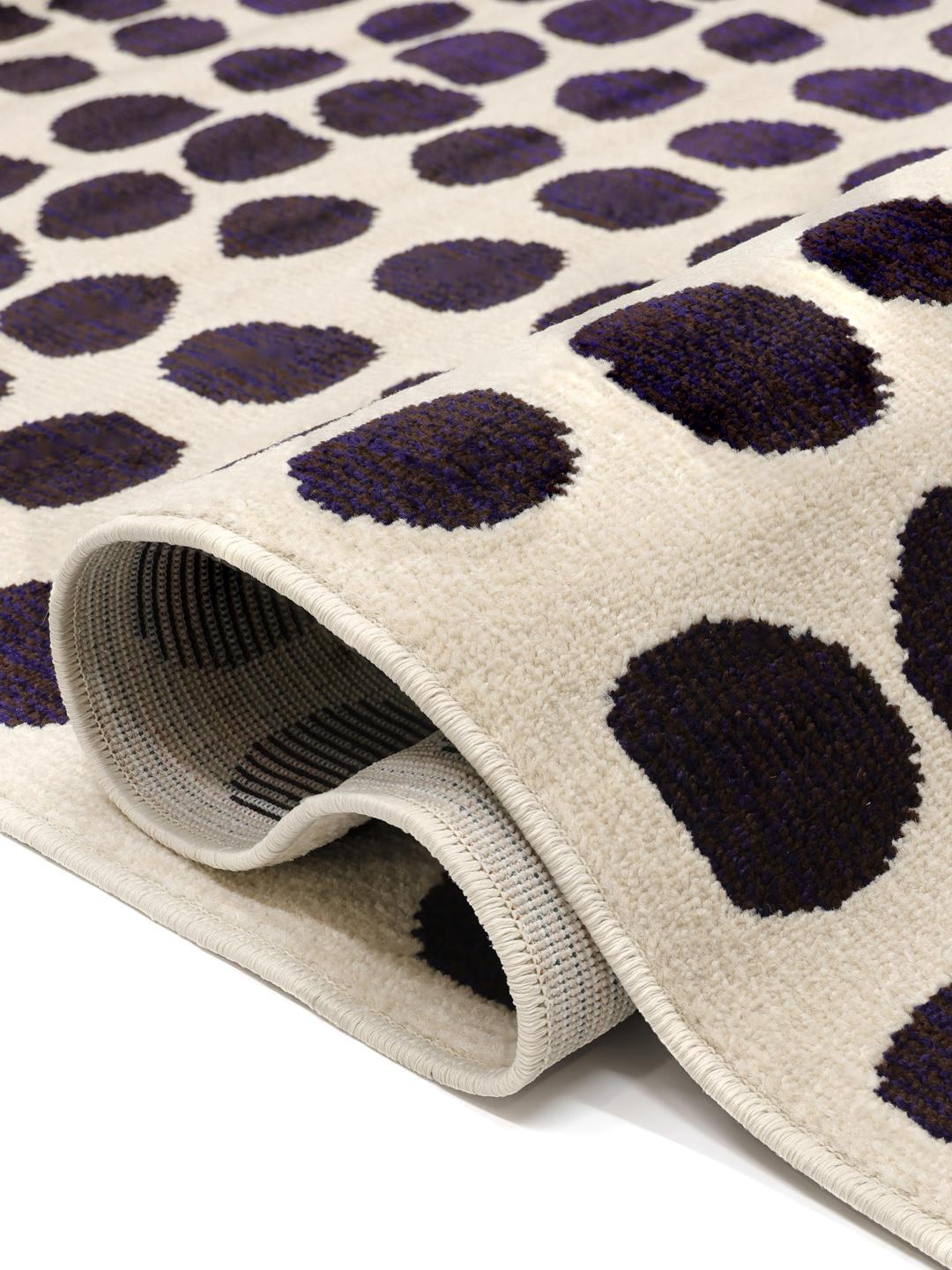 Tappeto a pois beige e blu scuro