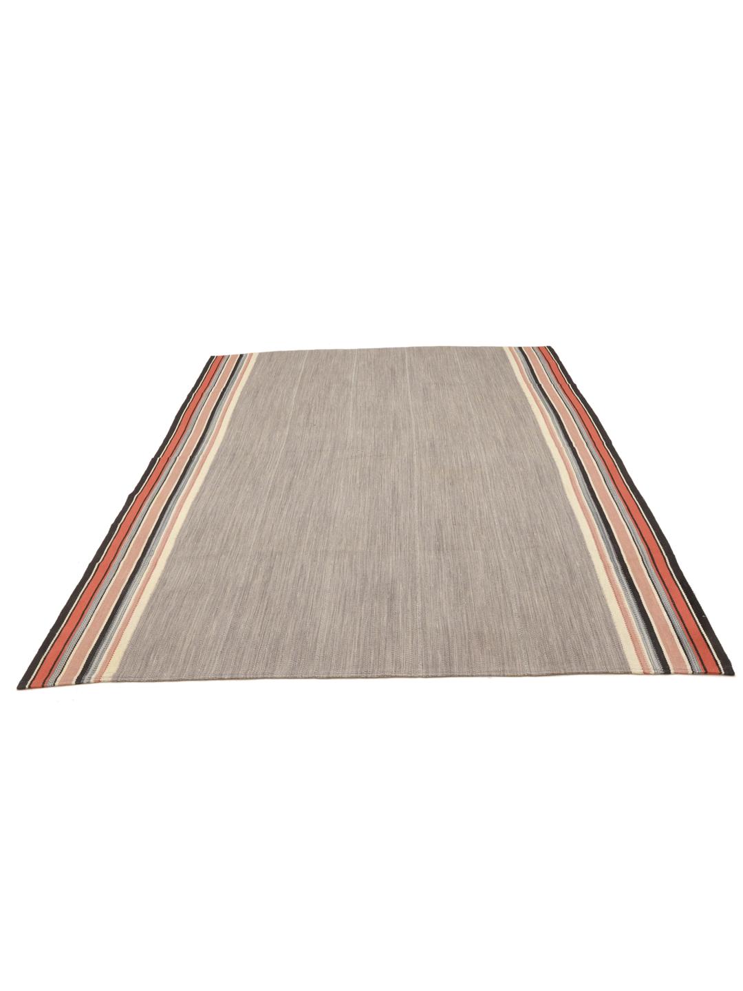 Rug from Afghanistan in grey