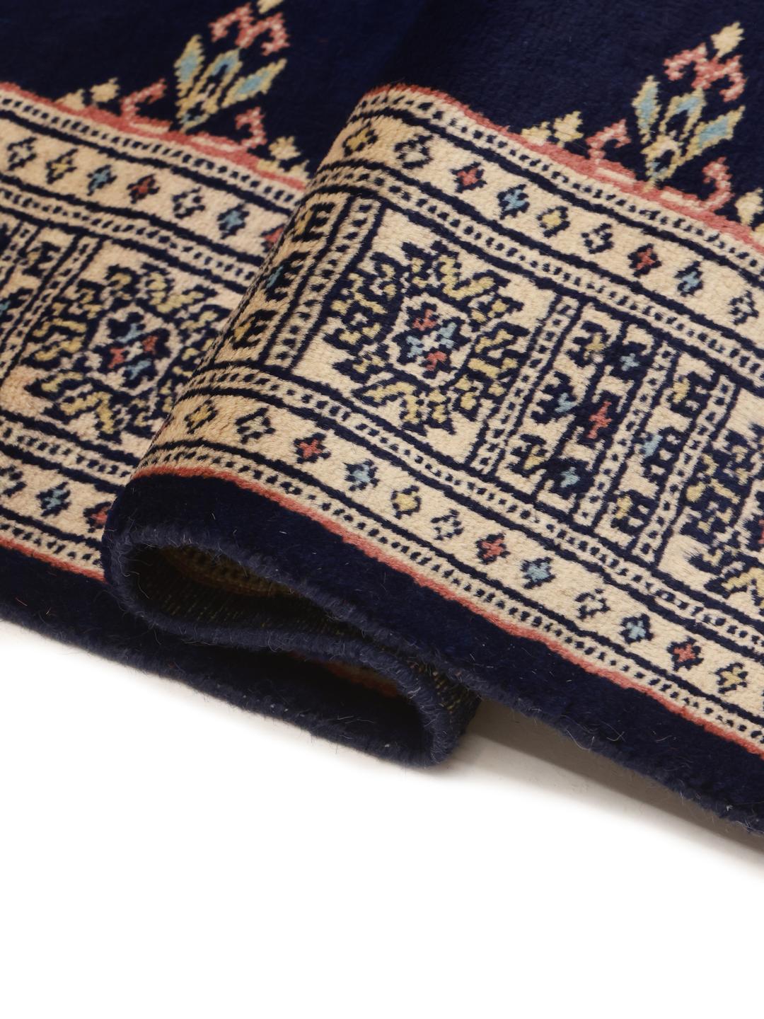 Handmade runner rug from Pakistan in dark-blue