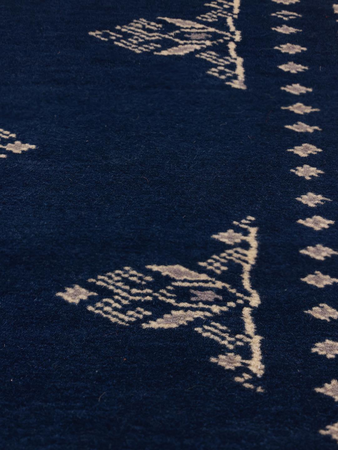 Handmade Pakistan rug in dark-blue
