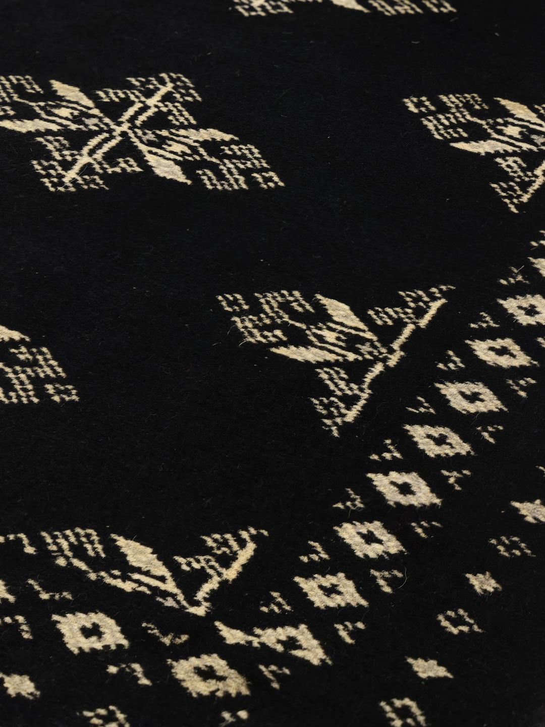 Handmade Pakistani Bokhara rug in black
