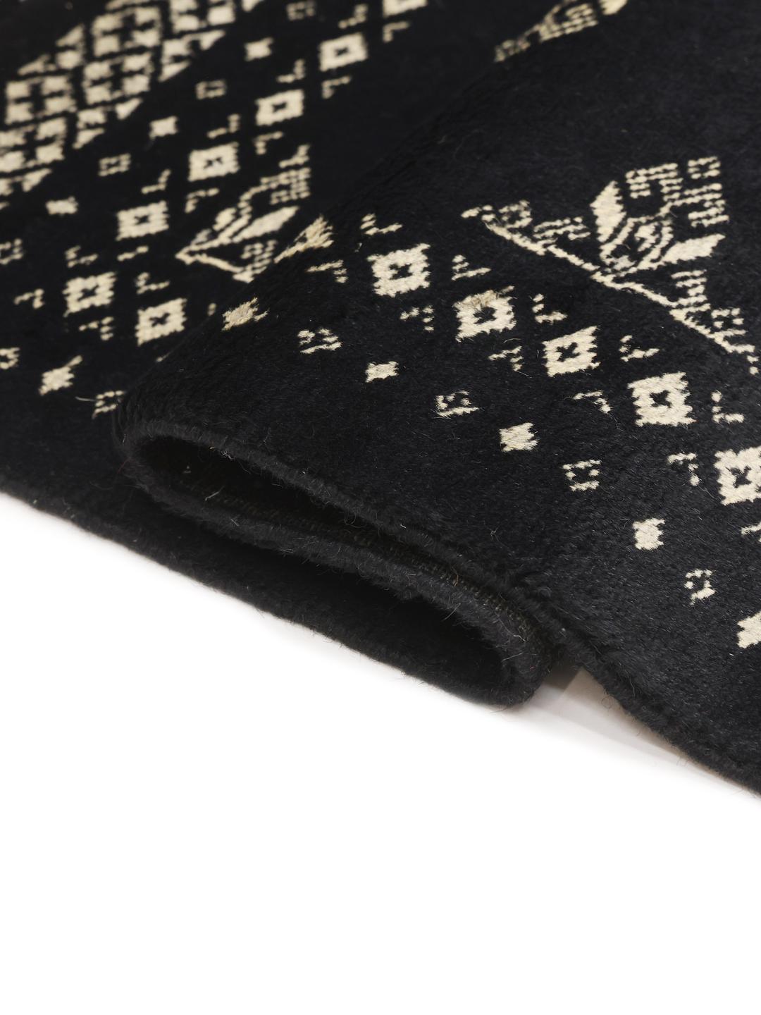 Handmade Pakistani Bokhara rug in black