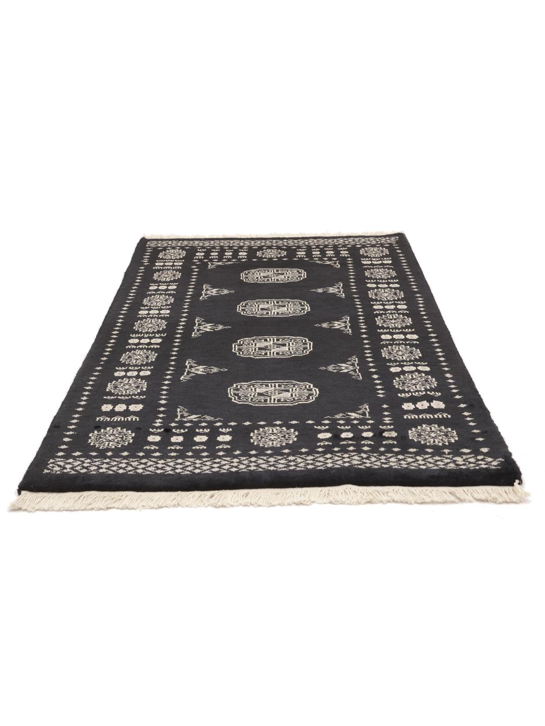 Handmade Pakistani wool rug in black
