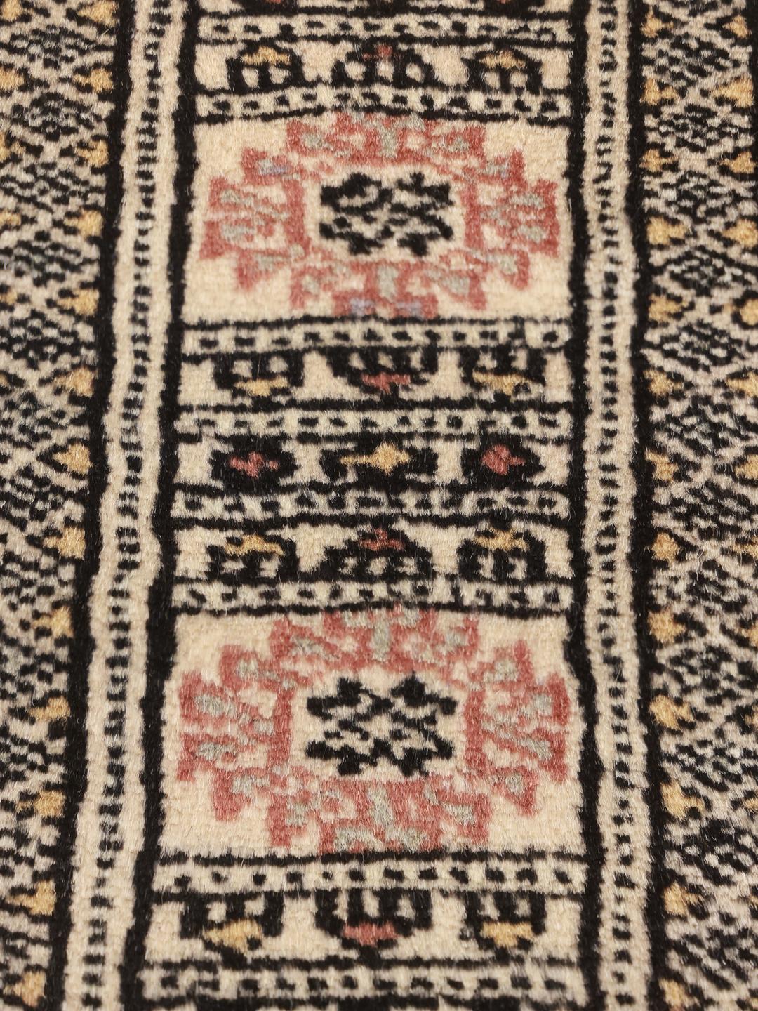 Pakistan Bokhara 2ply beige rug