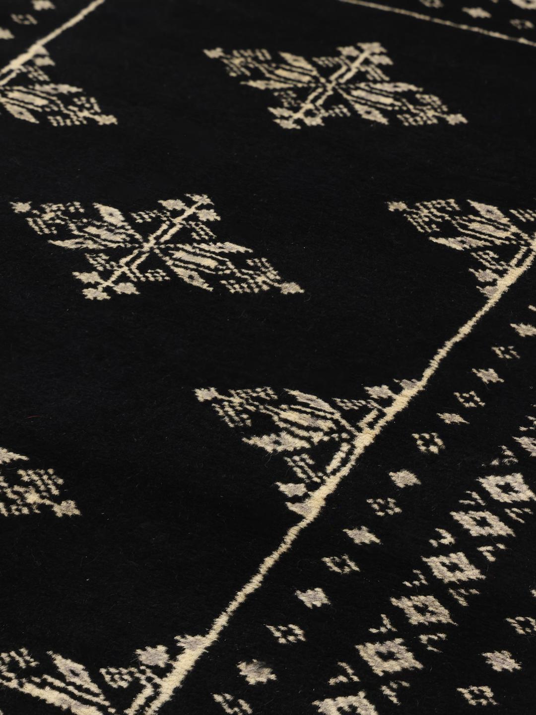Handmade Pakistan Bokhara 2ply wool rug in black