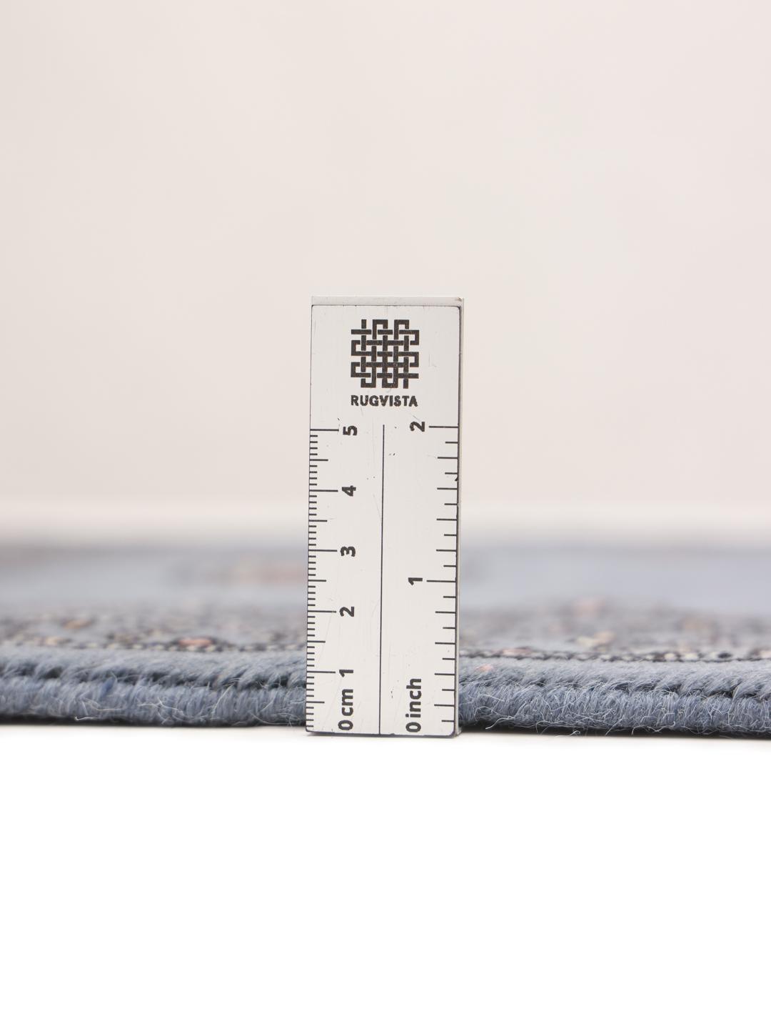 Handmade Pakistan rug in grey