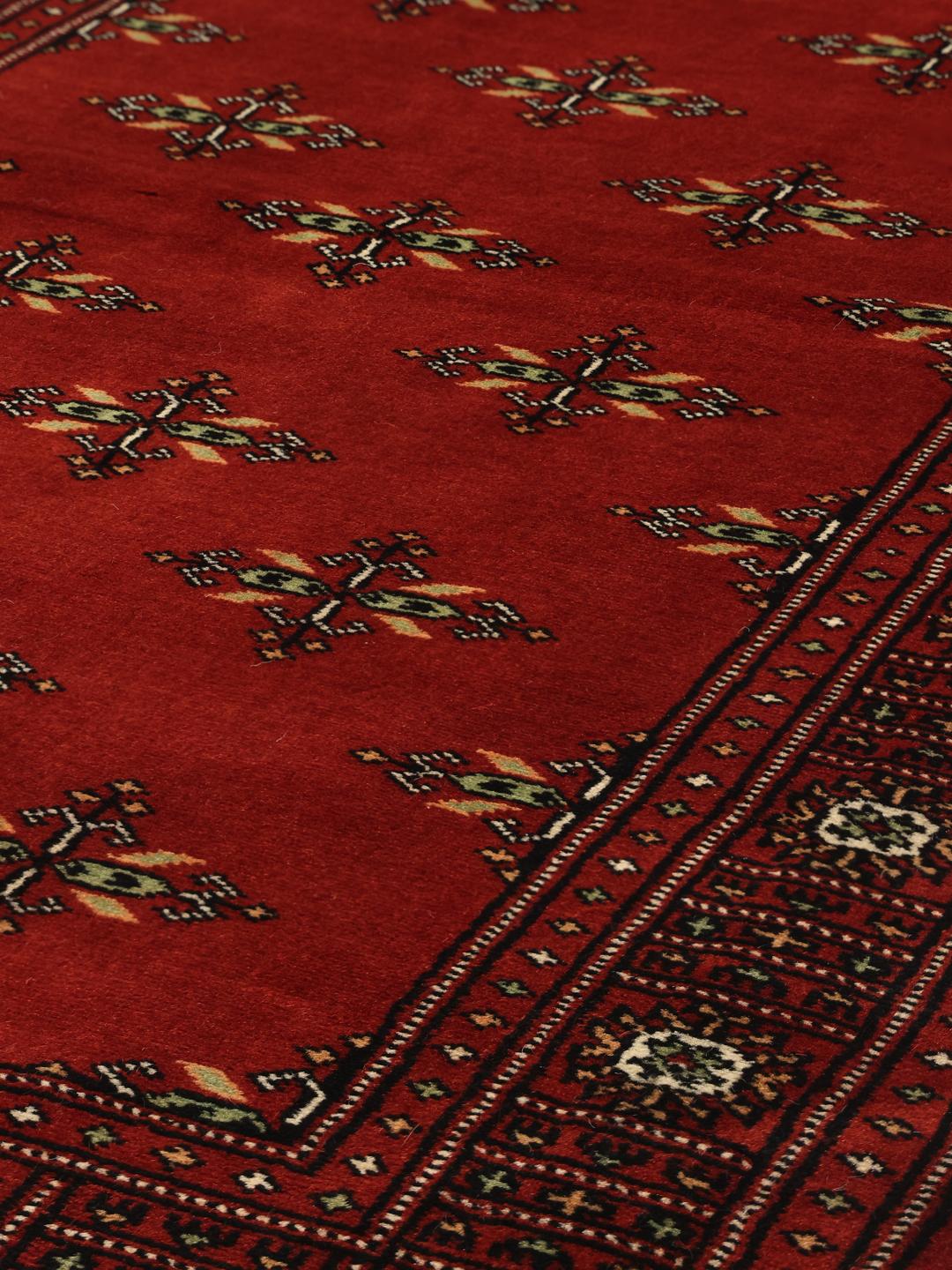Pakistan red rug