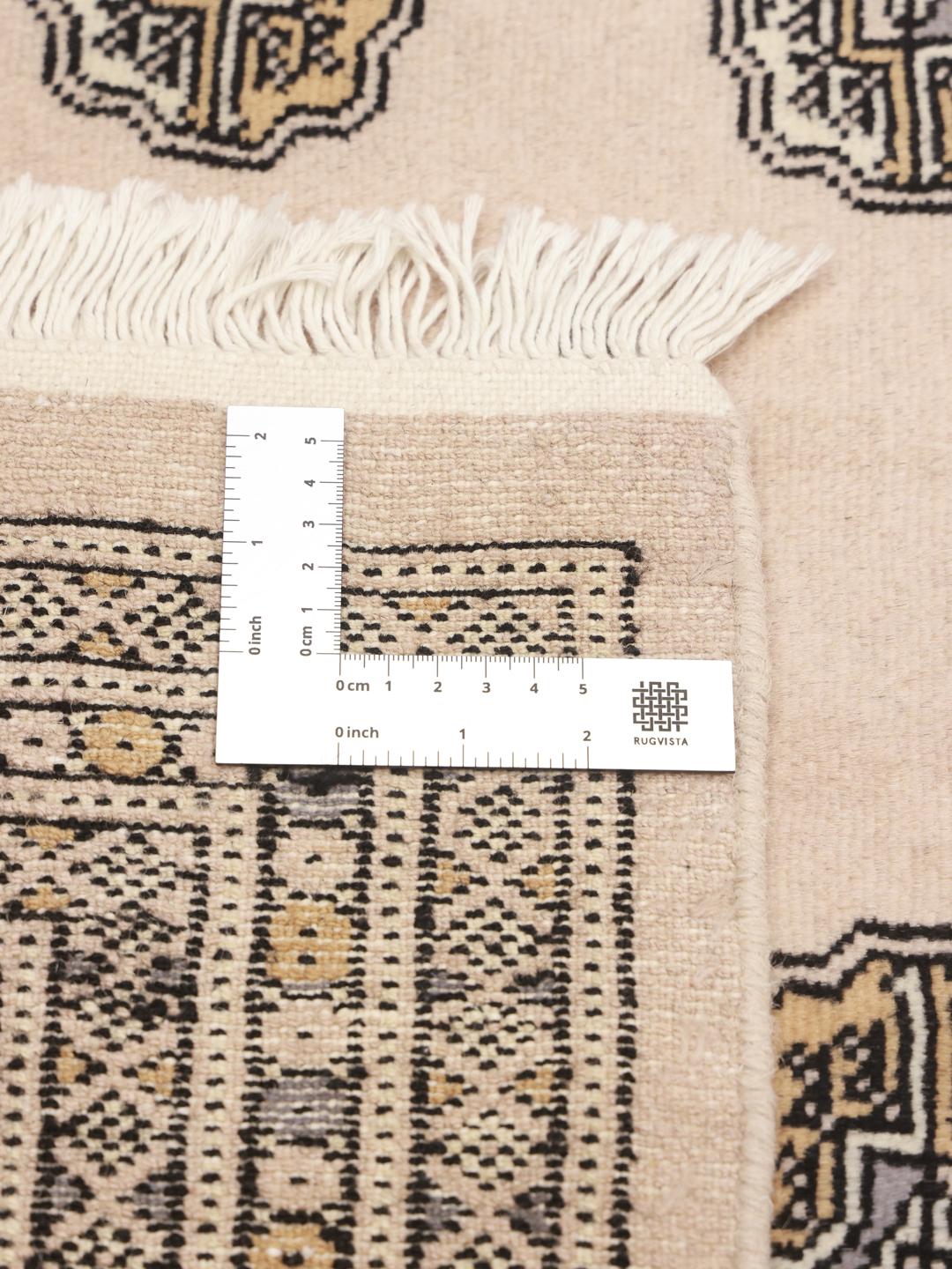 Handmade Pakistan rug in beige