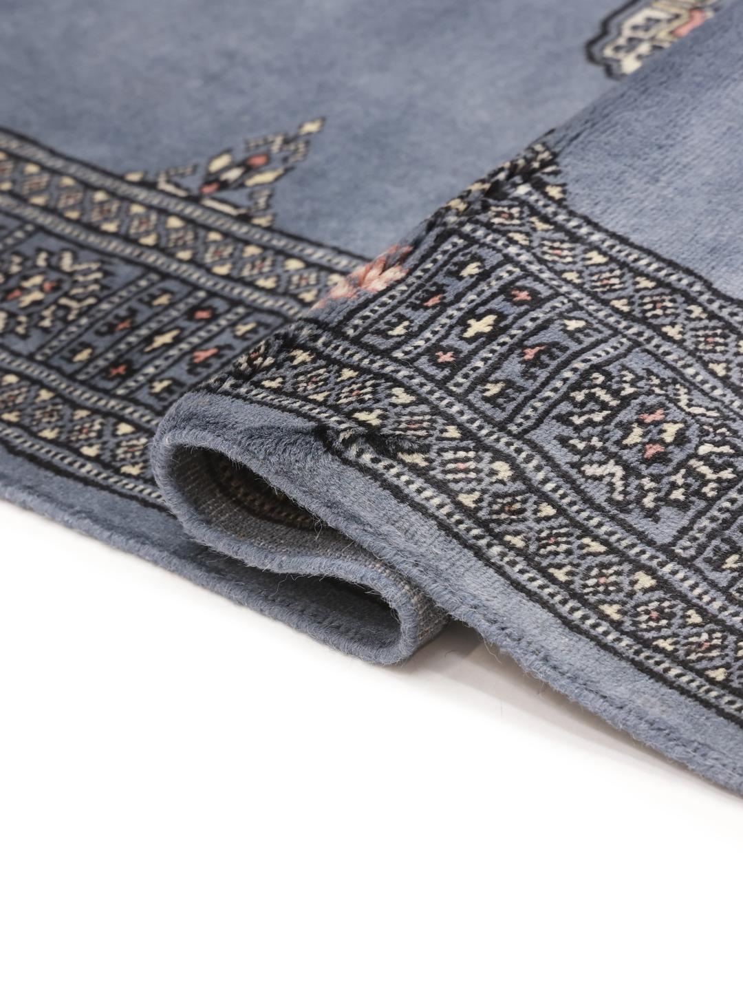 Handmade Pakistan rug in blue
