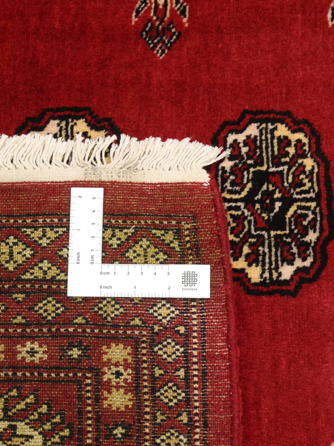 Tapis rouge fait main du Pakistan