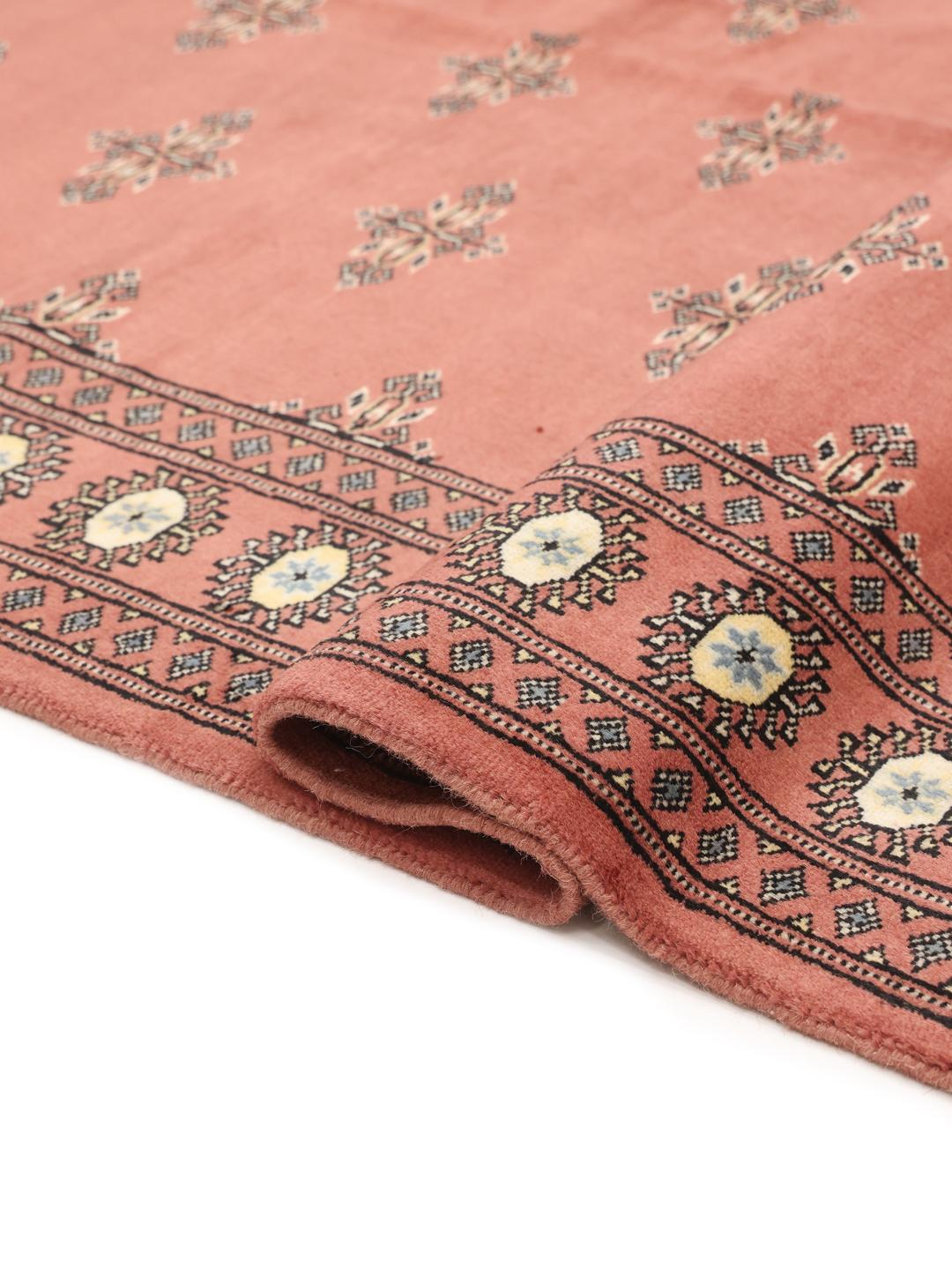 Handmade Pakistan rug in red