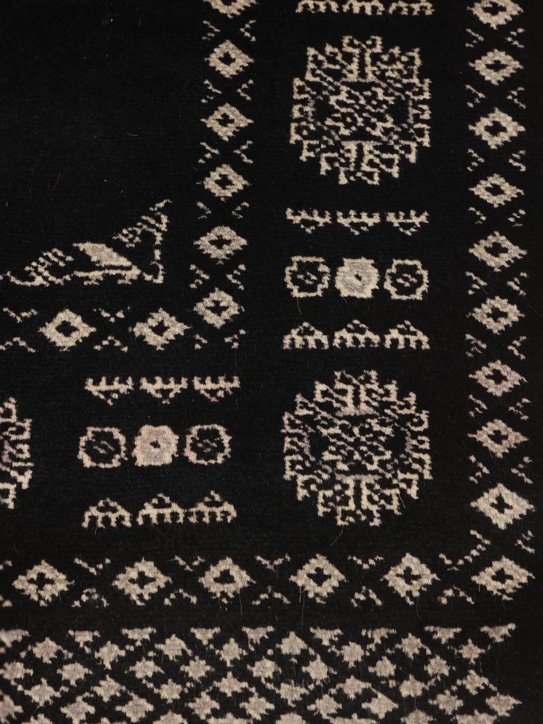 Handmade Pakistan runner rug in black