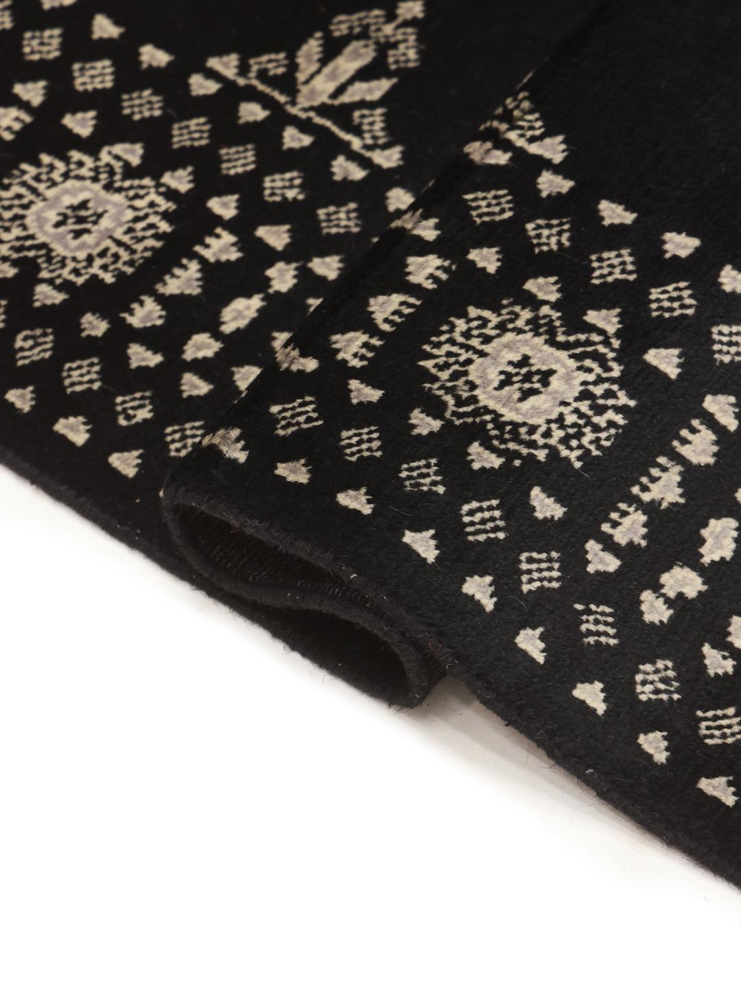 Rug runner from Pakistan in black
