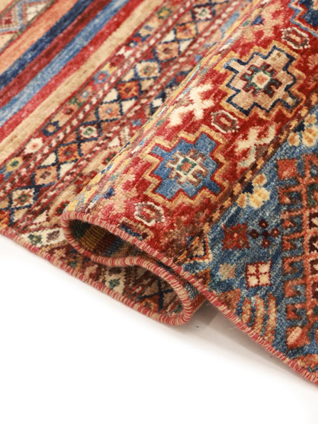 Tapis carré fait main d'Afghanistan multicolore