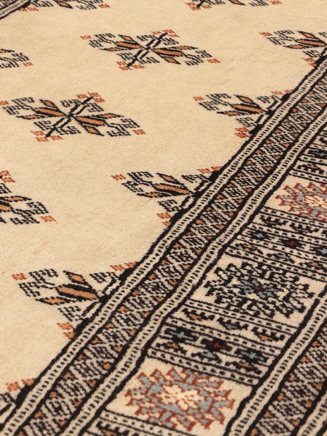 Handmade Pakistan runner rug in beige