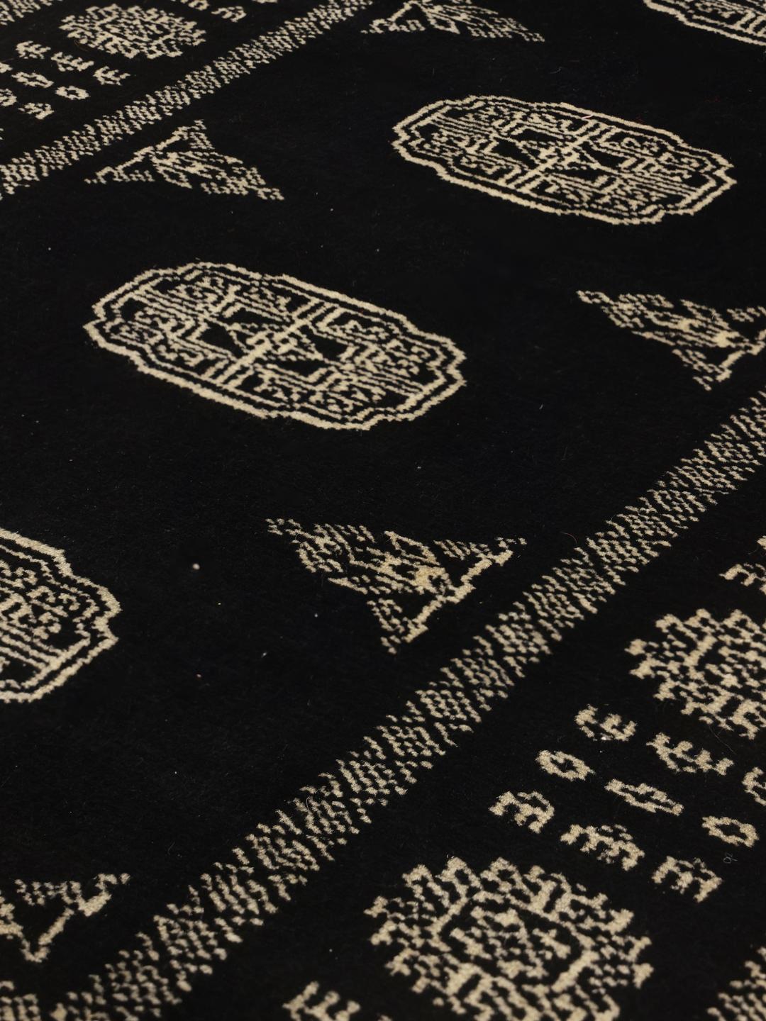 Tapis couloir du Pakistan en couleur noire