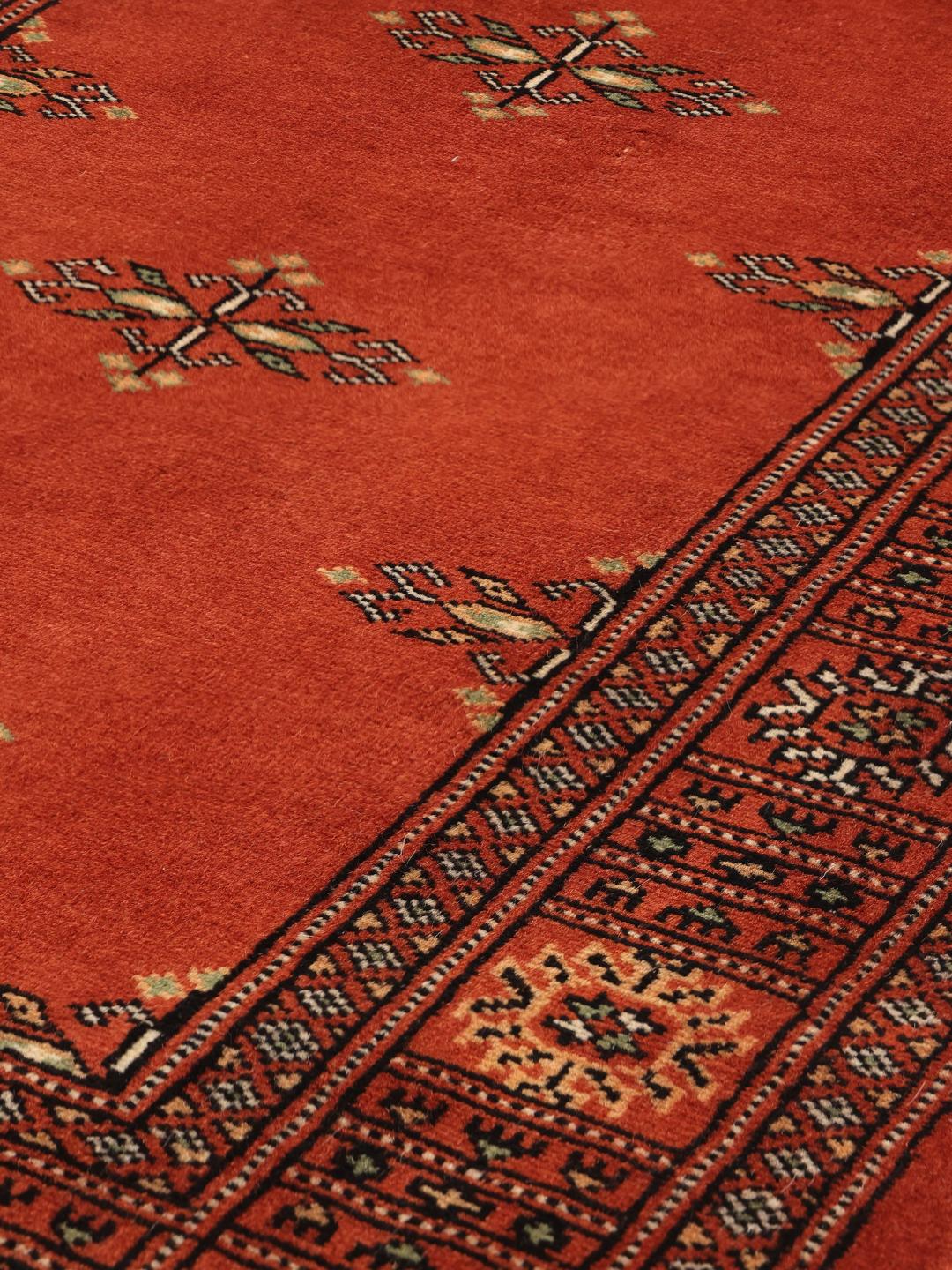 Tapis couloir rouge pakistanais