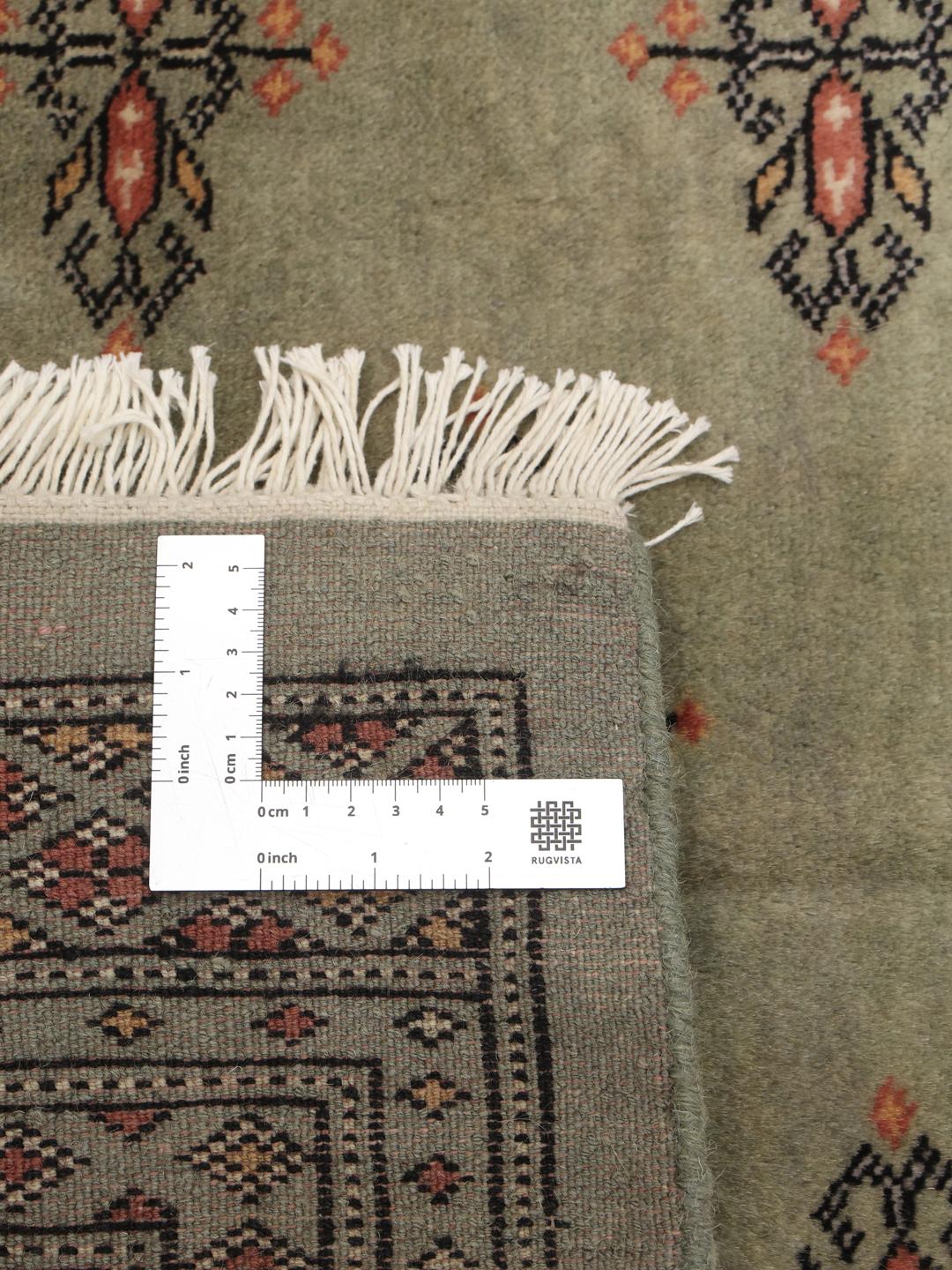 Handmade Pakistan rug in green