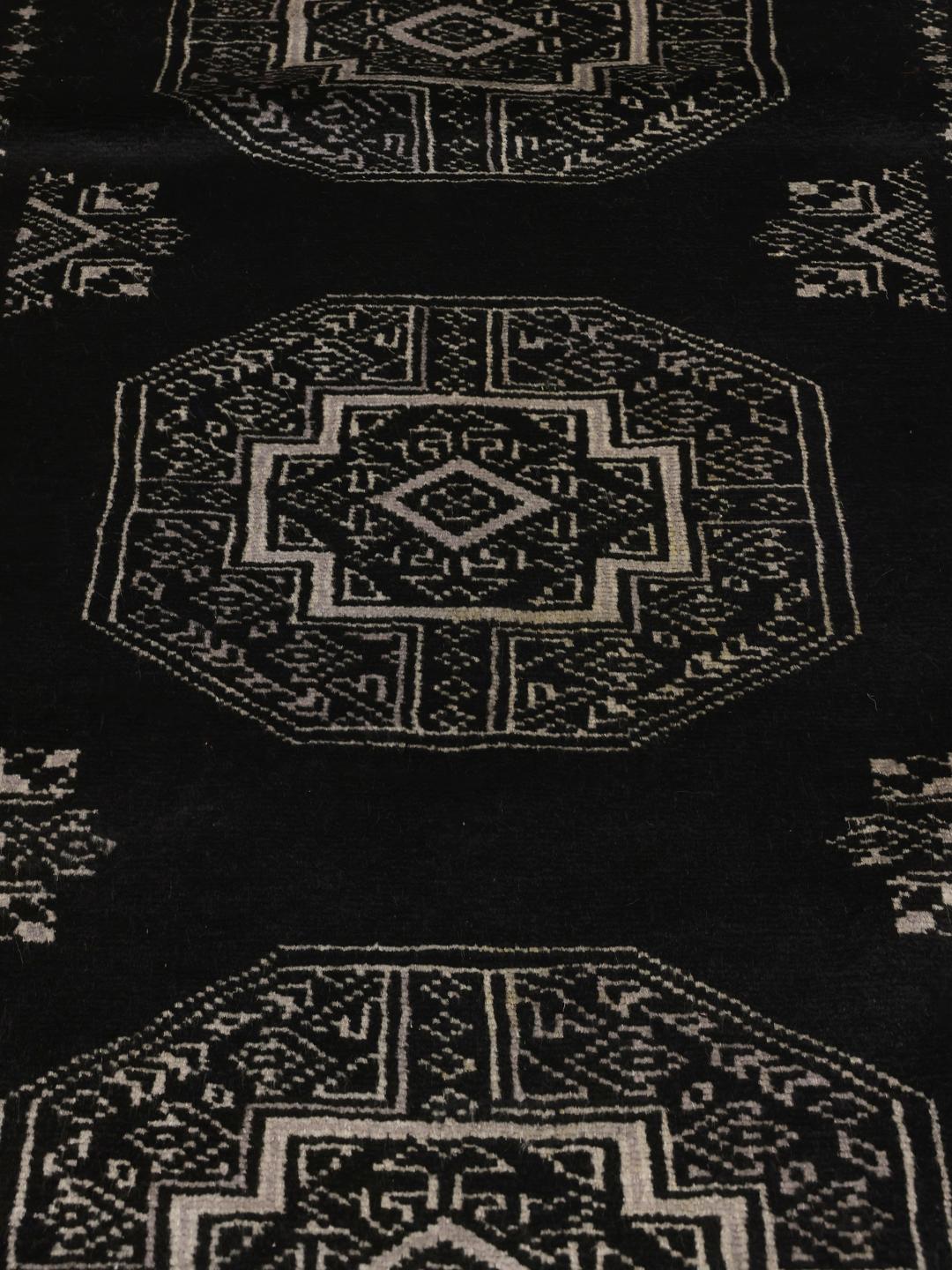 Handmade Pakistan rug in black