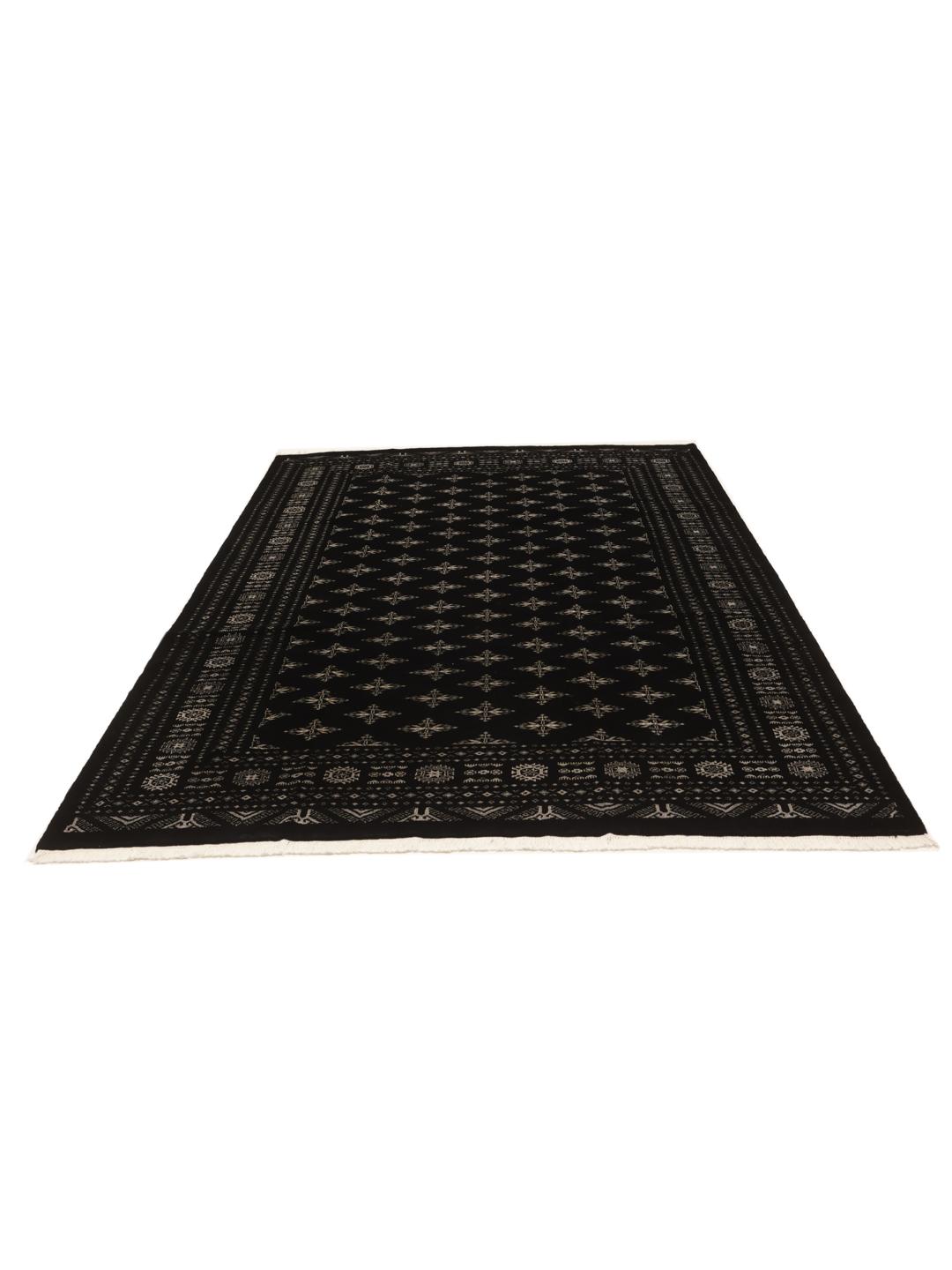 Tapis fait main du Pakistan en couleur noire